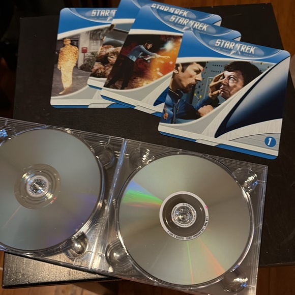 Star Trek Box Sets - Picture 8 of 10